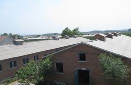 鞍山市千山区前中所综合养殖场